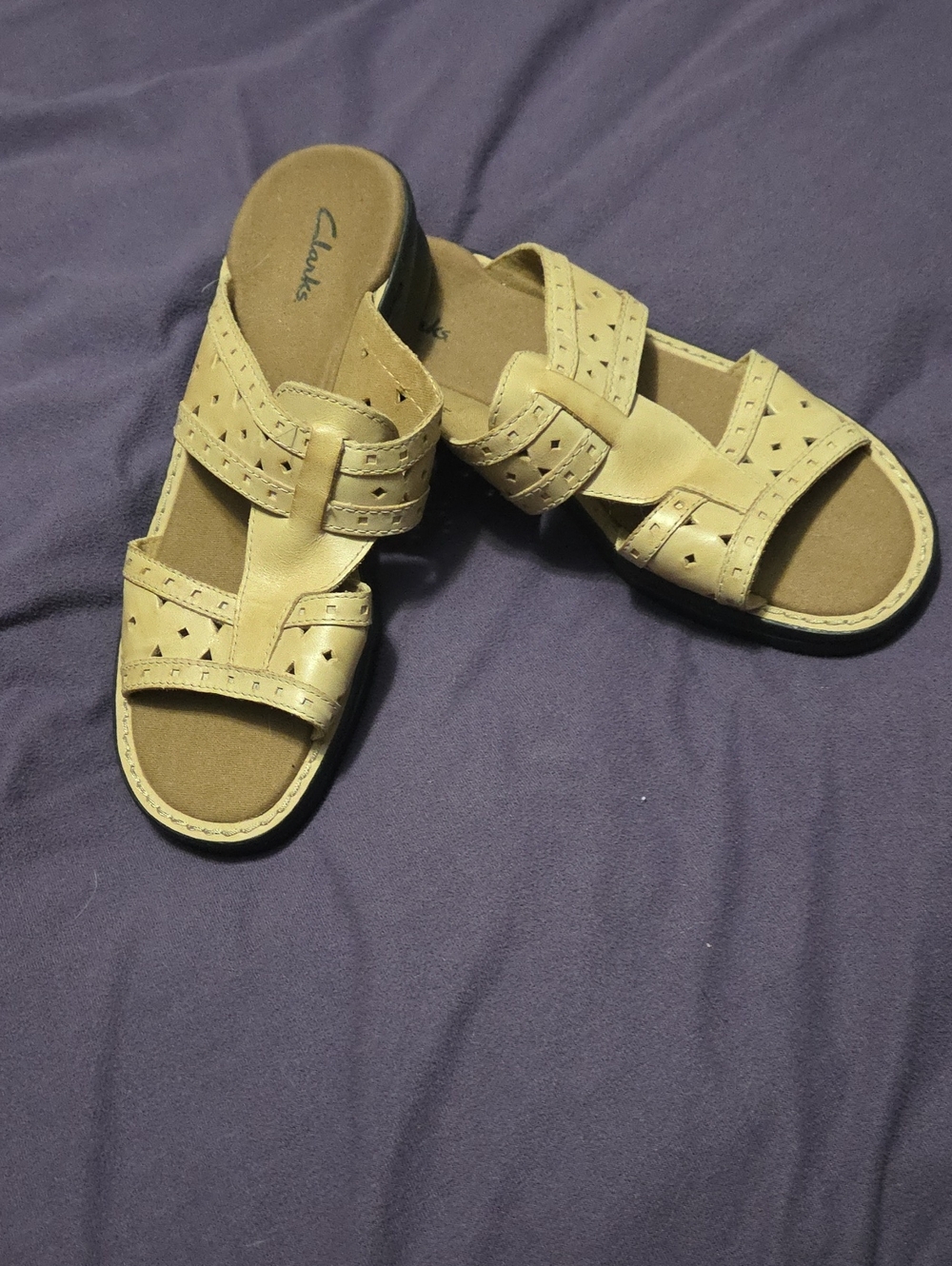 Clarks Women's Tan Perforated Slide Sandals